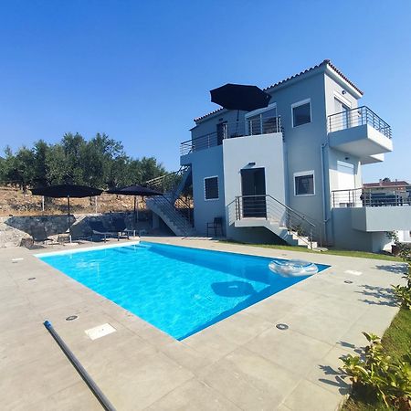 Evilenia Luxury Apartments Kalamata Zewnętrze zdjęcie