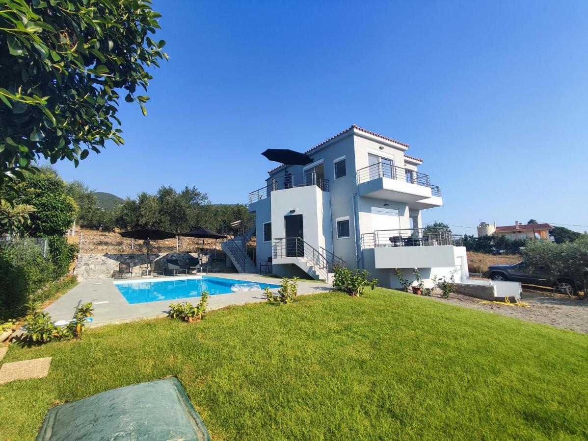 Evilenia Luxury Apartments Kalamata Zewnętrze zdjęcie