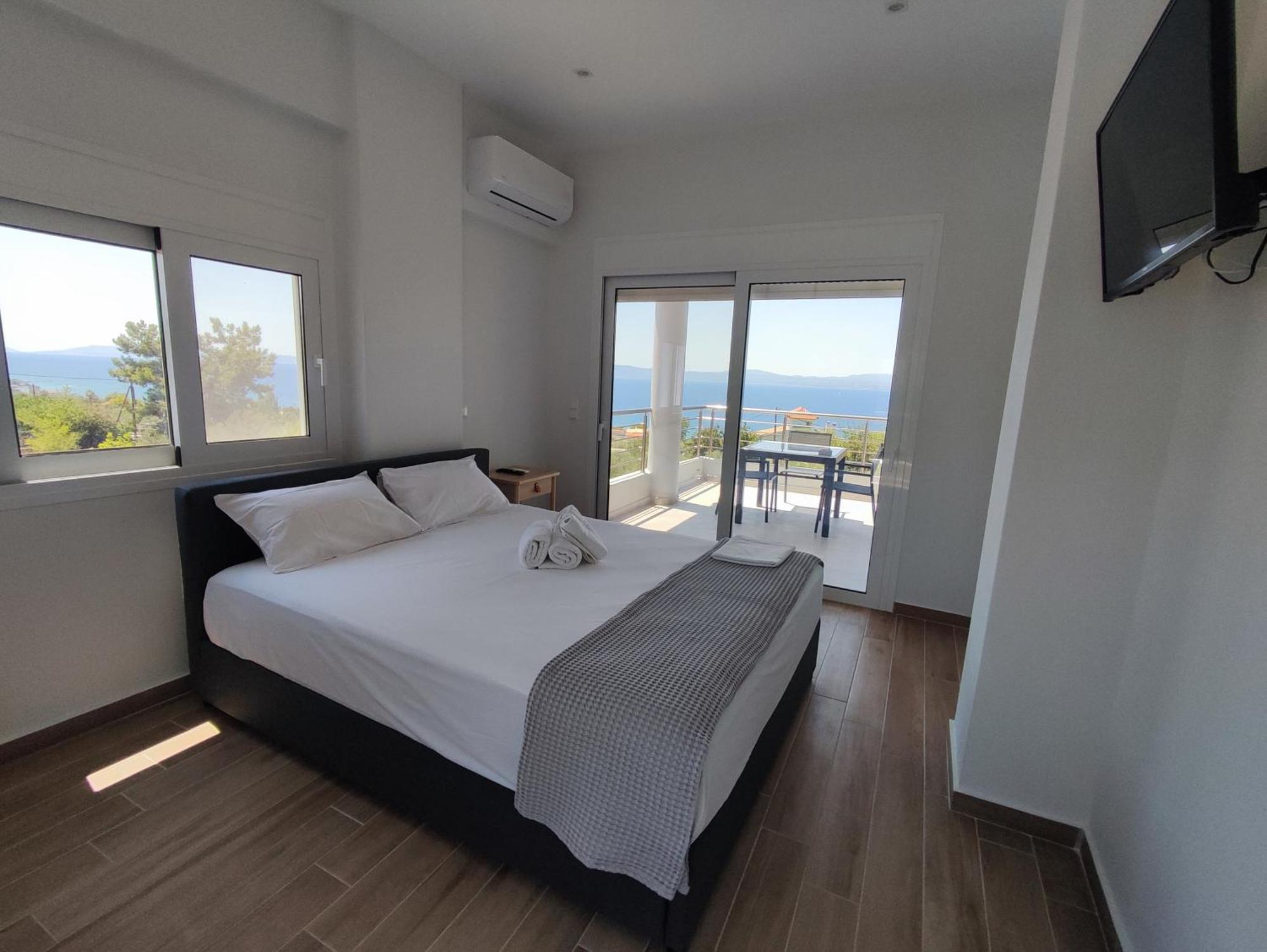 Evilenia Luxury Apartments Kalamata Pokój zdjęcie